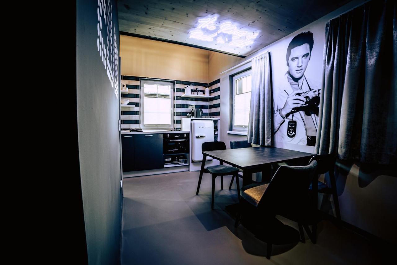 Boutique Apartments Old School ゼル エクステリア 写真