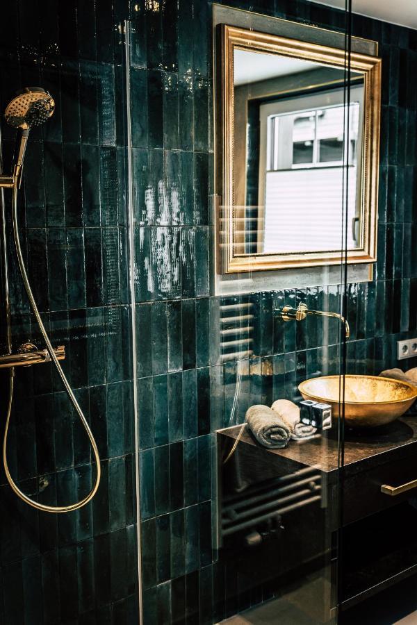 Boutique Apartments Old School ゼル エクステリア 写真