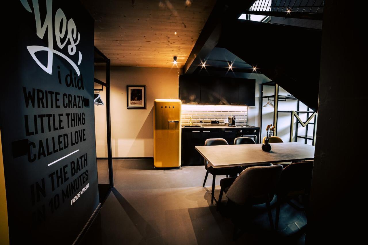 Boutique Apartments Old School ゼル エクステリア 写真