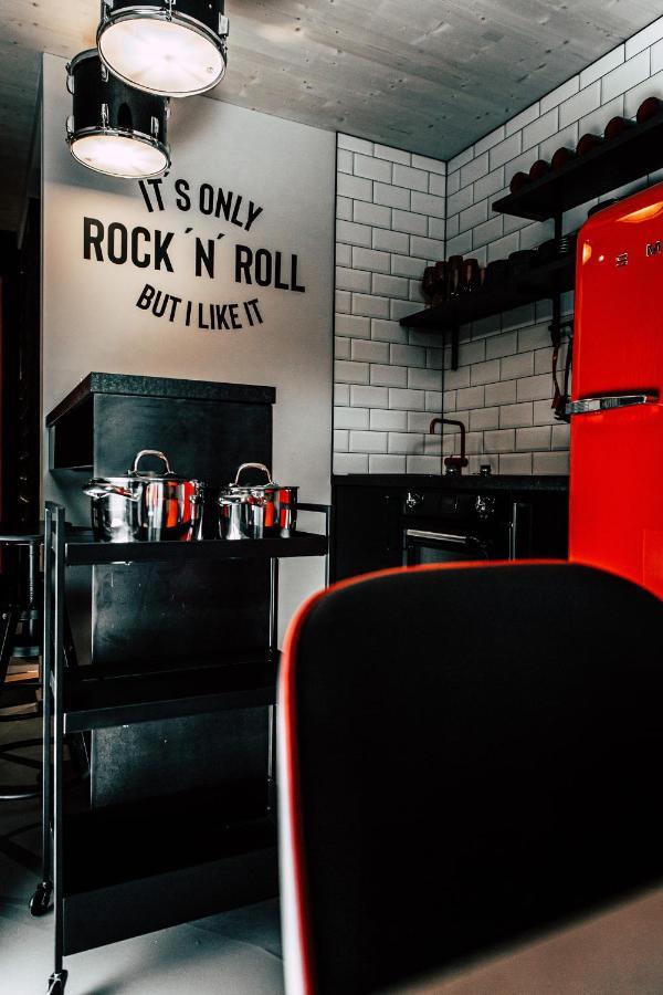 Boutique Apartments Old School ゼル エクステリア 写真