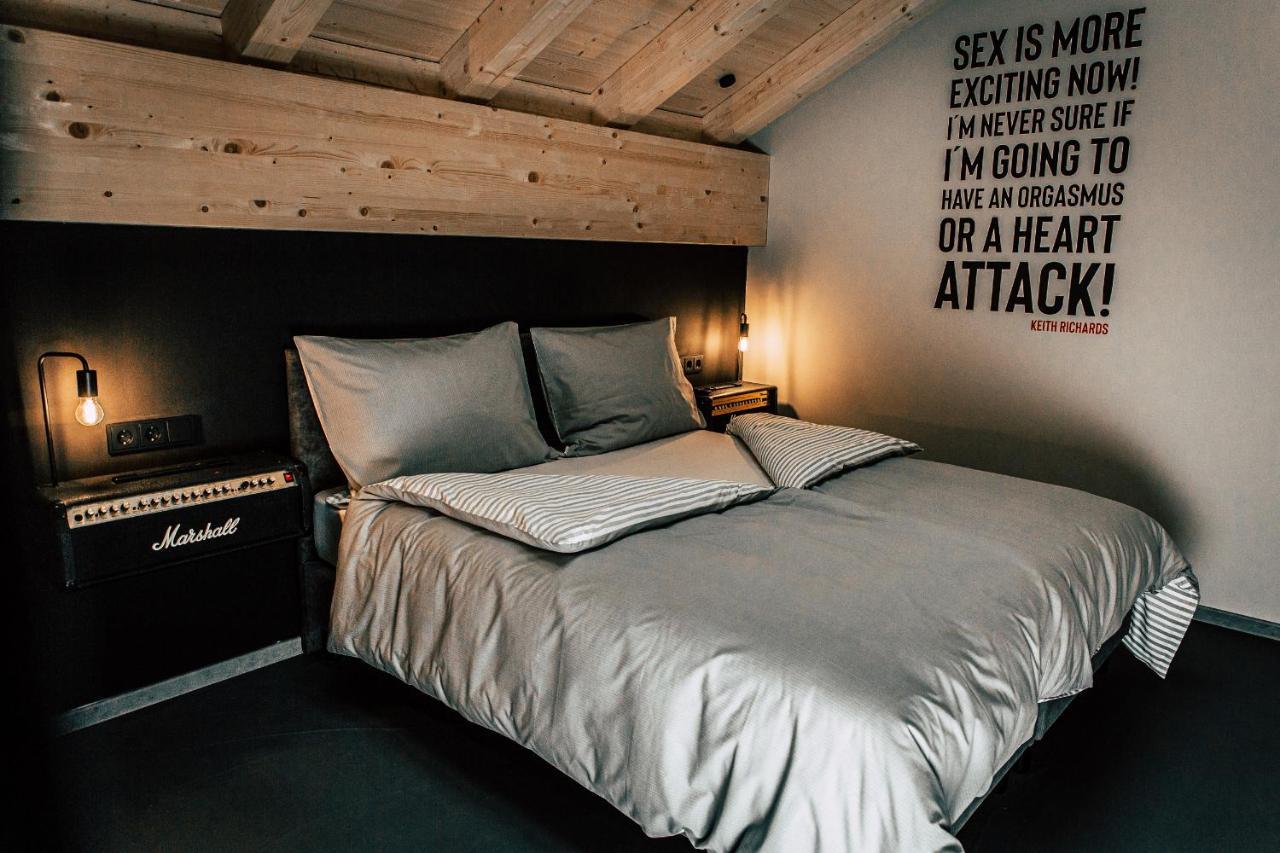 Boutique Apartments Old School ゼル エクステリア 写真